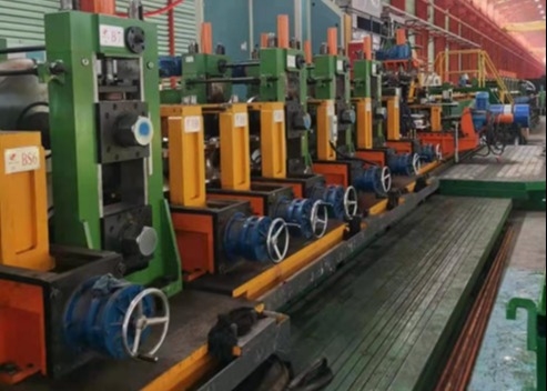 CE MAX 150x150MM Линейная ручная или автоматическая роликовая трубная мельница