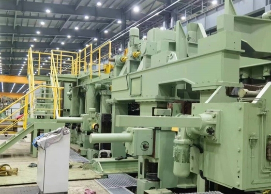 Зелёная холодная пила 600x600 Квадратная трубная мельница 9-12 м Длина Hi Частота сварки 10-30 м/мин Скорость