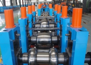 Диаметр 25mm-95mm Углеродистая стальная труба Mill Machine Speed Быстрая скорость 100m/Min