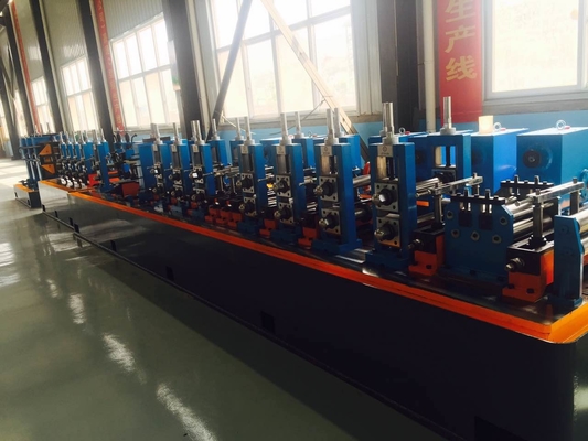 Гальванизированная стальная линия ERW Hf Tube Mill Синий цвет Энергосбережение 120 м / мин Скорость работы